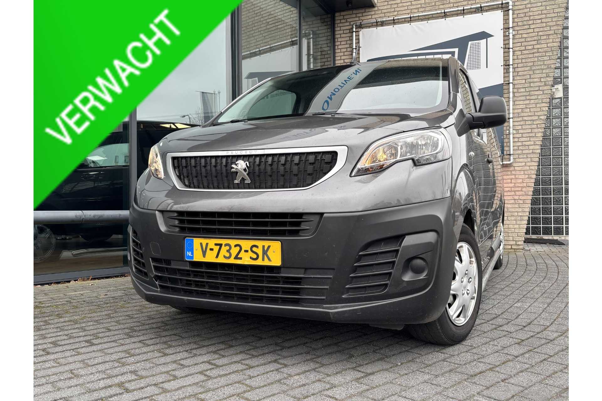 Peugeot Expert 231L 2.0 BlueHDI DC*A/C*CRUISE*NAVI*HAAK*CARPLAY*